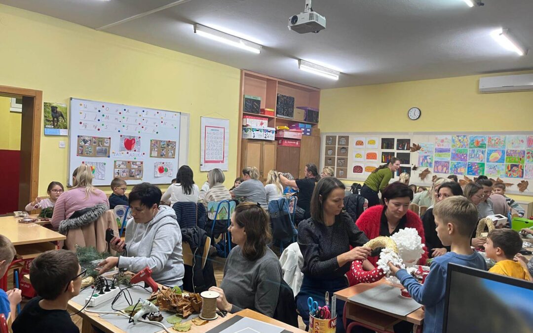 Zajedničkim snagama do adventskih vjenčića za vrata