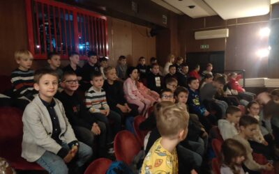 Drugaši pogledali predstavu o popularnoj Durici